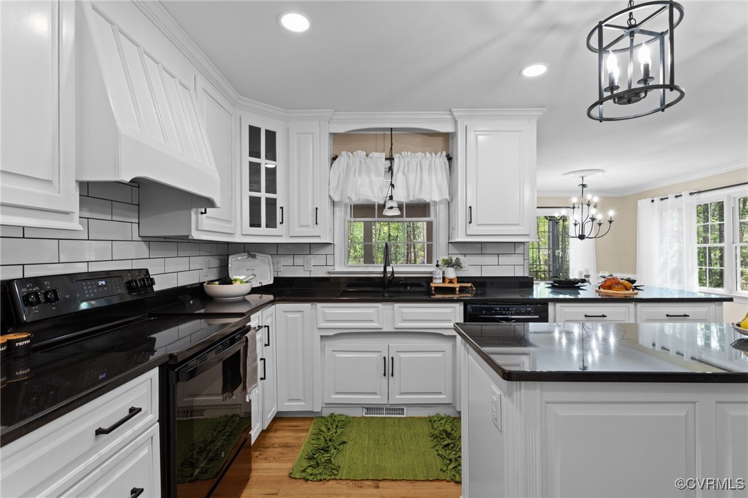 6007 Country Walk Rd