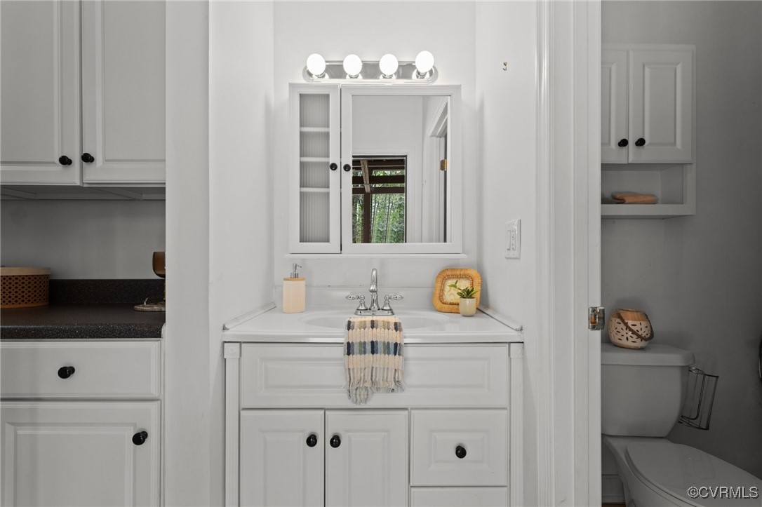 6007 Country Walk Rd