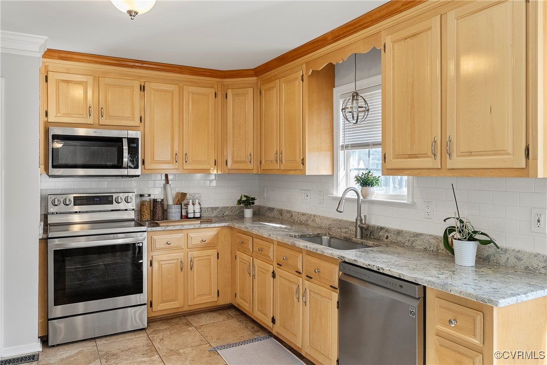 4113 Mill Manor Dr
