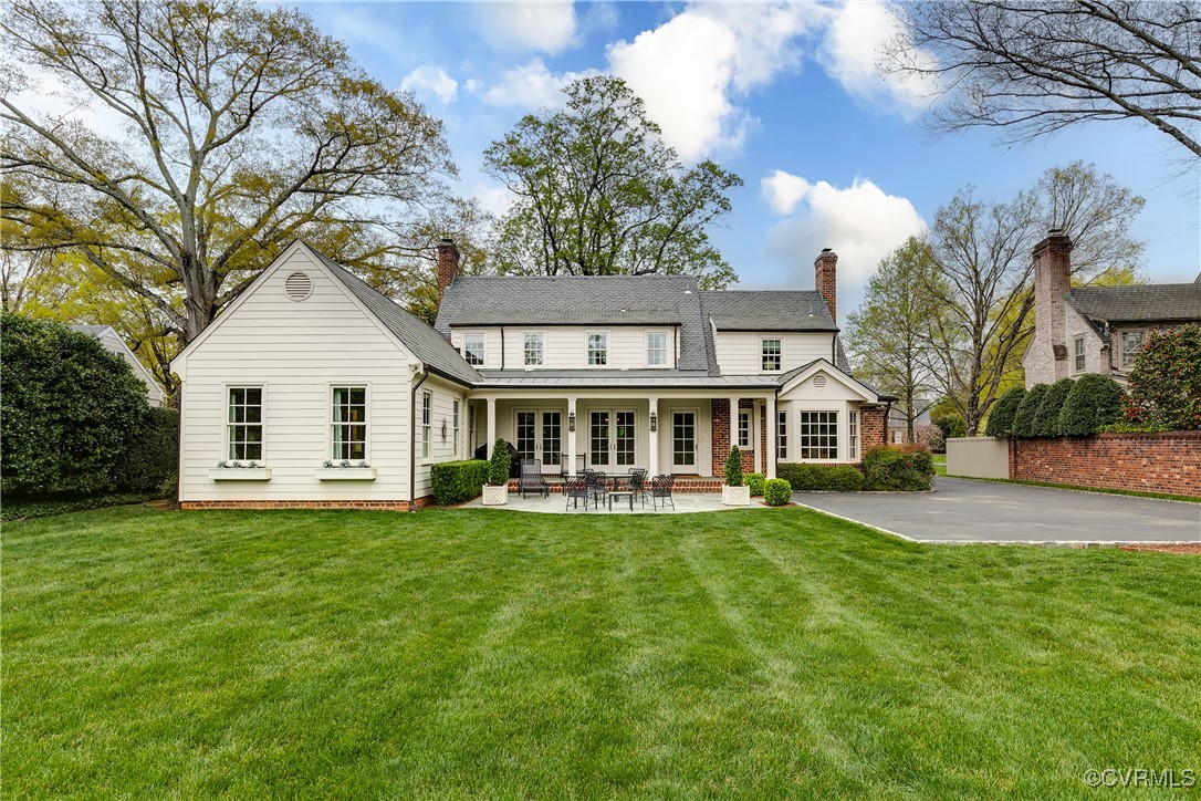 207 Queen Charlotte Rd