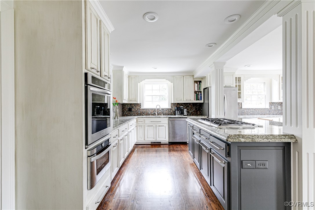 207 Queen Charlotte Rd