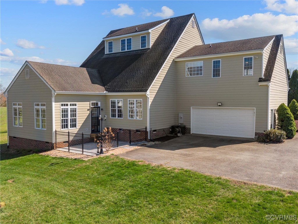 1925 Hope Meadow Way