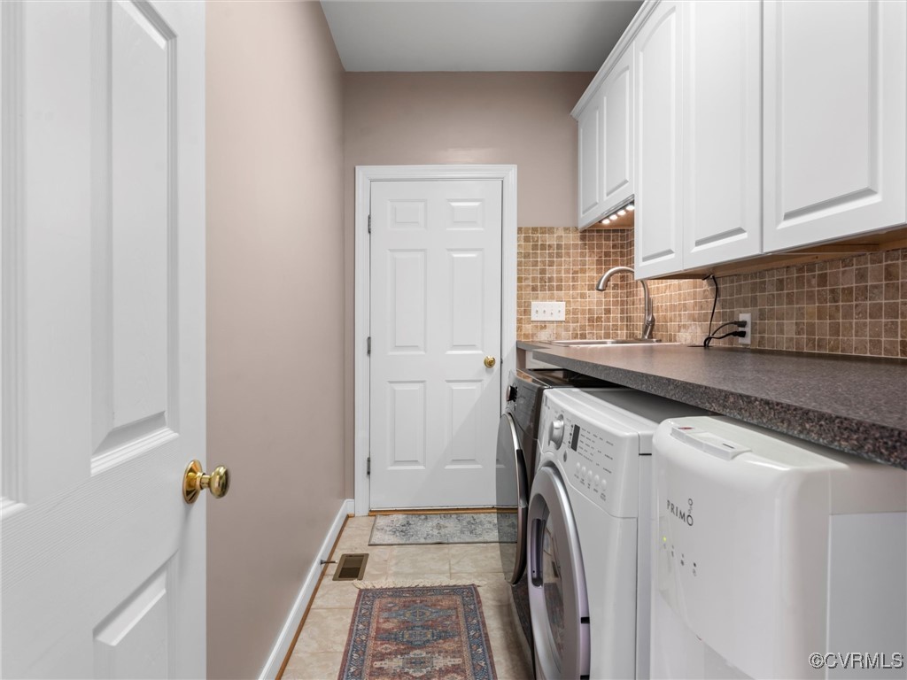 1925 Hope Meadow Way