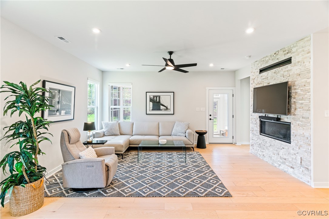 10013 Potters Wheel Way