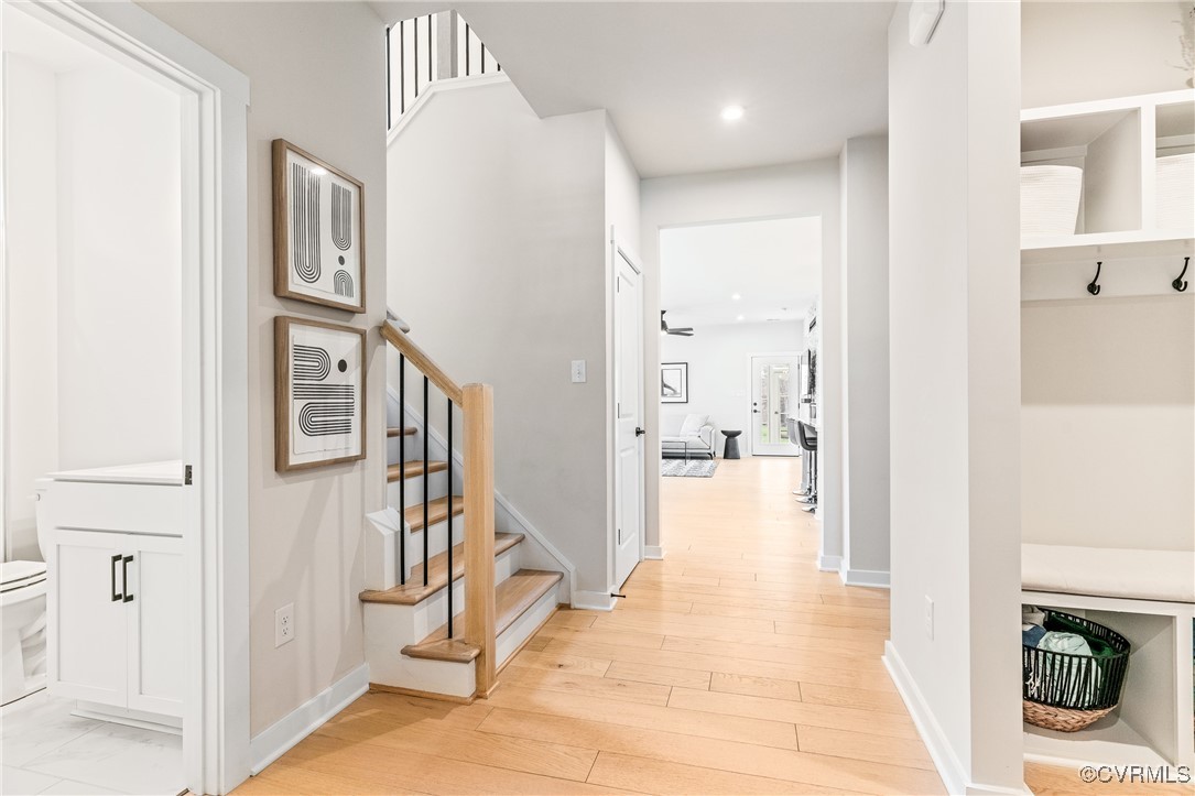 10013 Potters Wheel Way