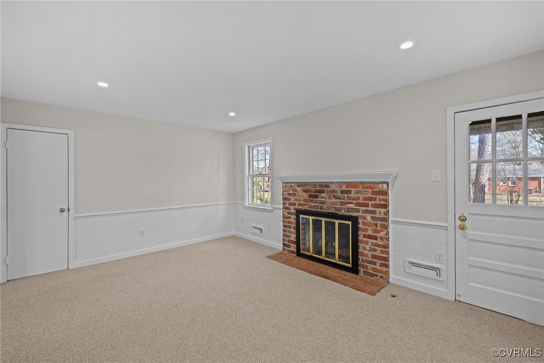 1009 Westbriar Dr