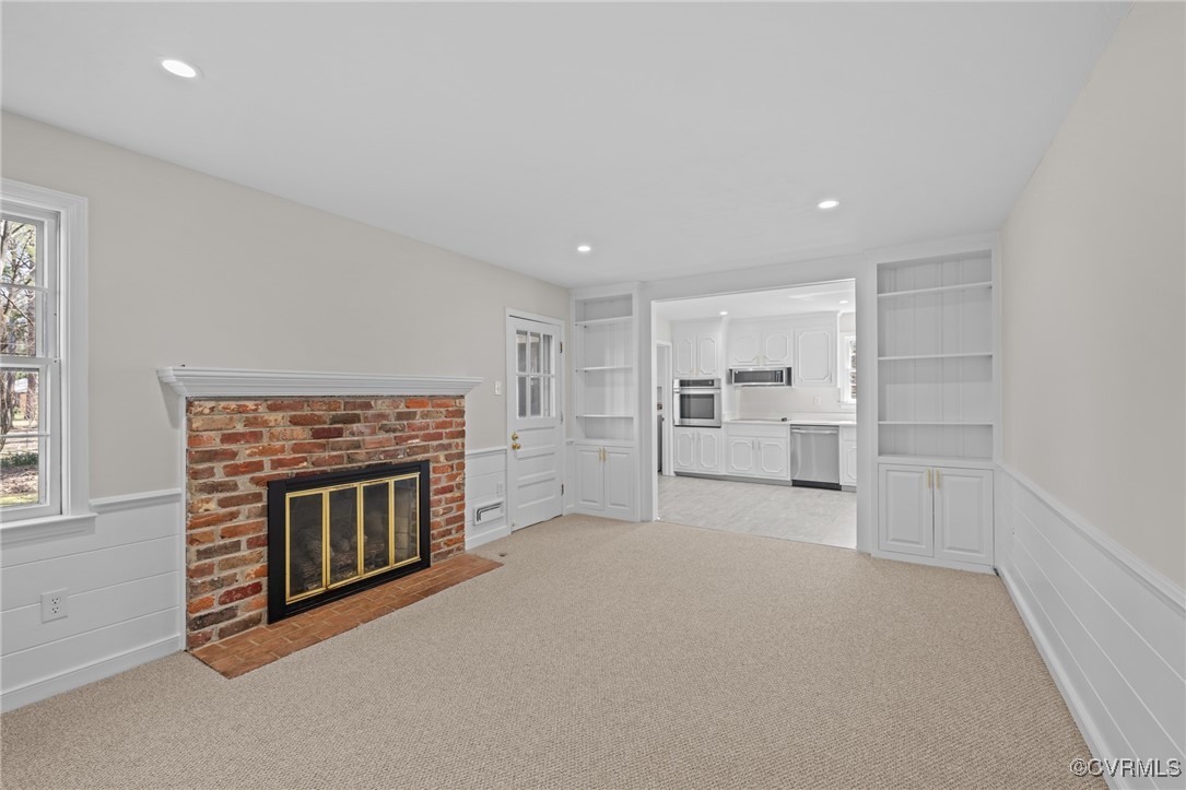 1009 Westbriar Dr