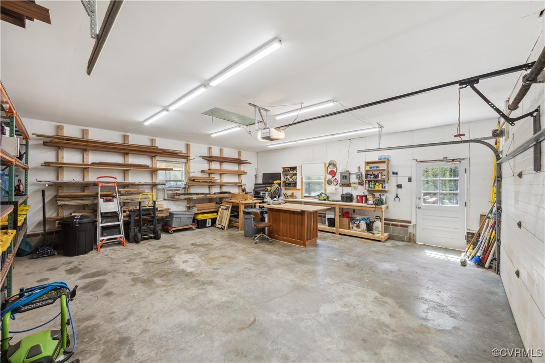 10010 Studley Farms Dr