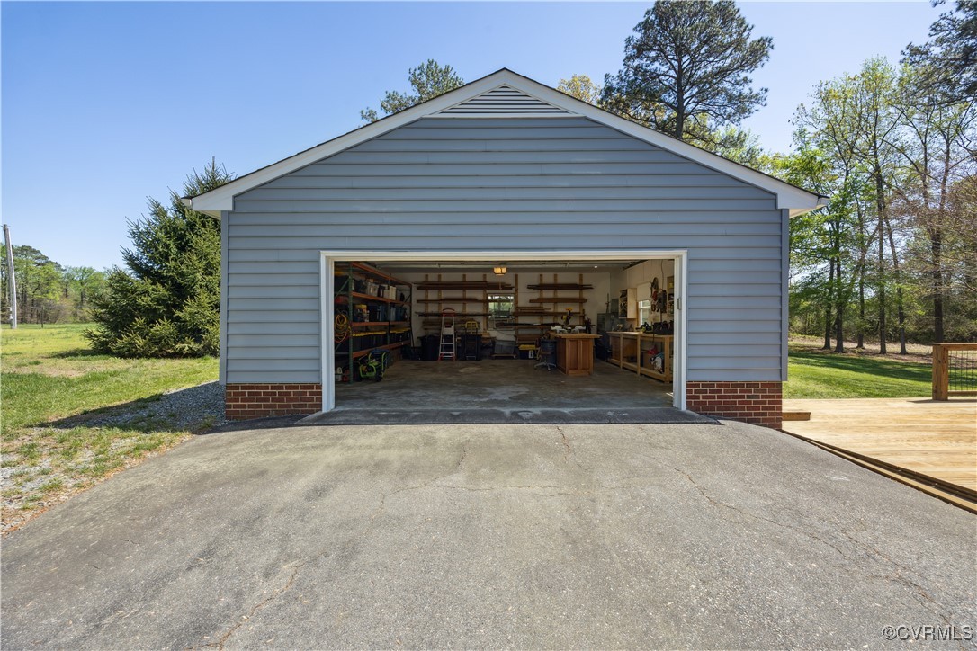 10010 Studley Farms Dr