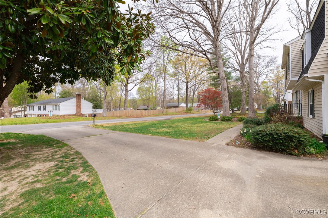 10220 Thor Ln