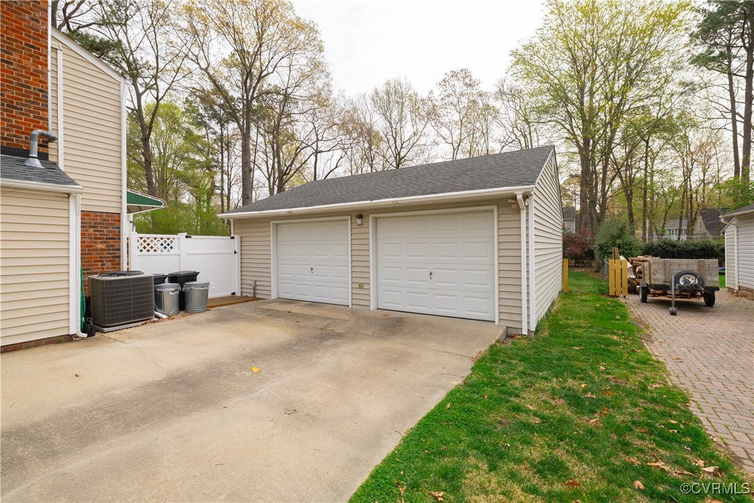 10220 Thor Ln