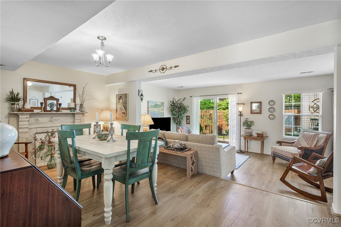 1831 Random Winds Ct