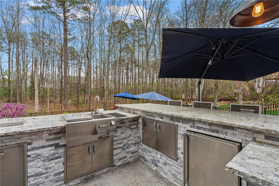 15560 Fox Cove Cir