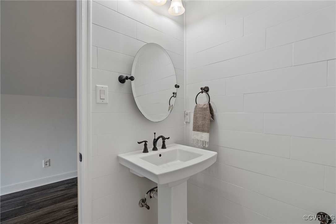 15560 Fox Cove Cir