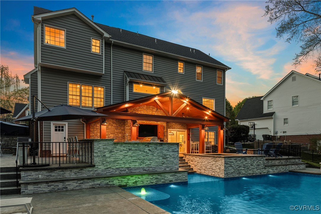 15560 Fox Cove Cir