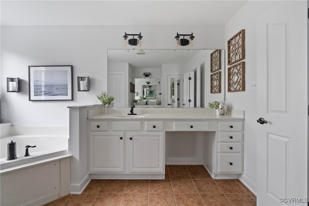 15560 Fox Cove Cir
