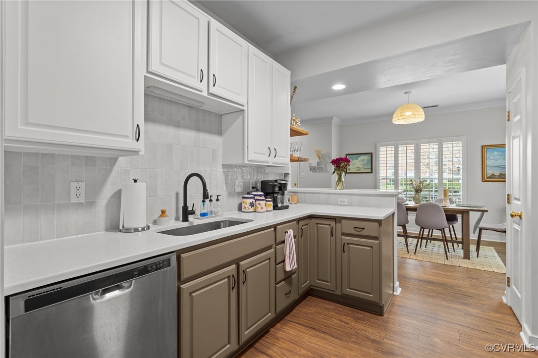 7411 Willow Crossing Ter