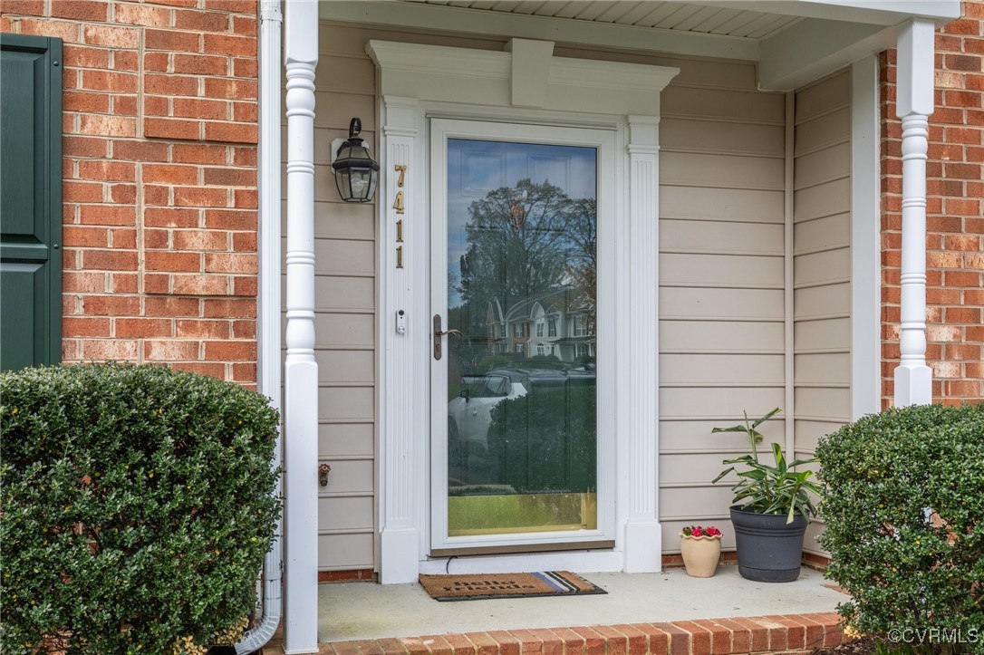 7411 Willow Crossing Ter