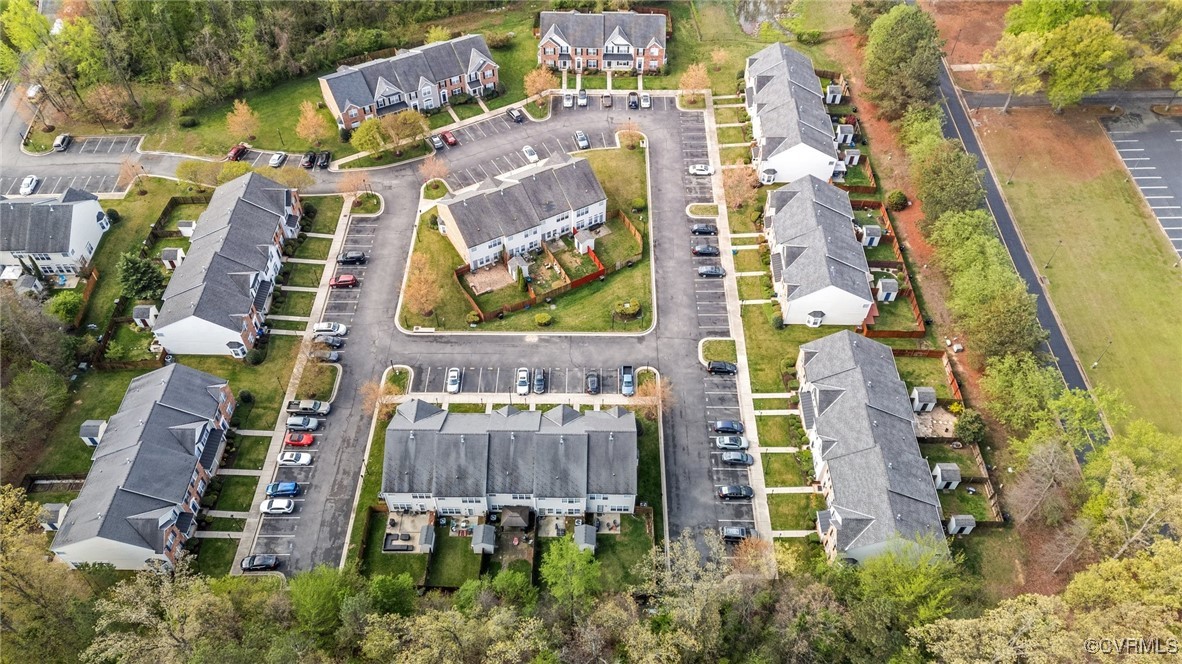 7411 Willow Crossing Ter