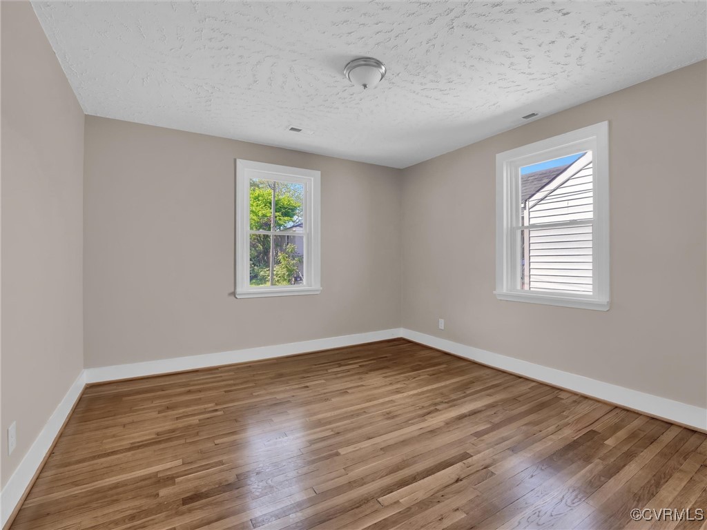 1509 Oakdale Ave