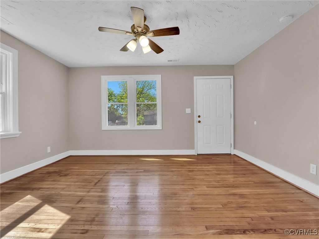 1509 Oakdale Ave