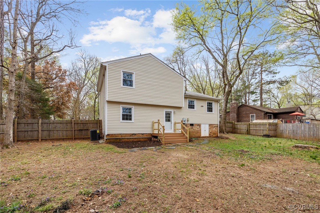 12324 Deerhurst Dr