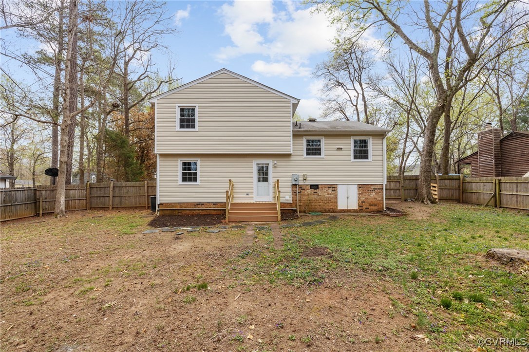 12324 Deerhurst Dr