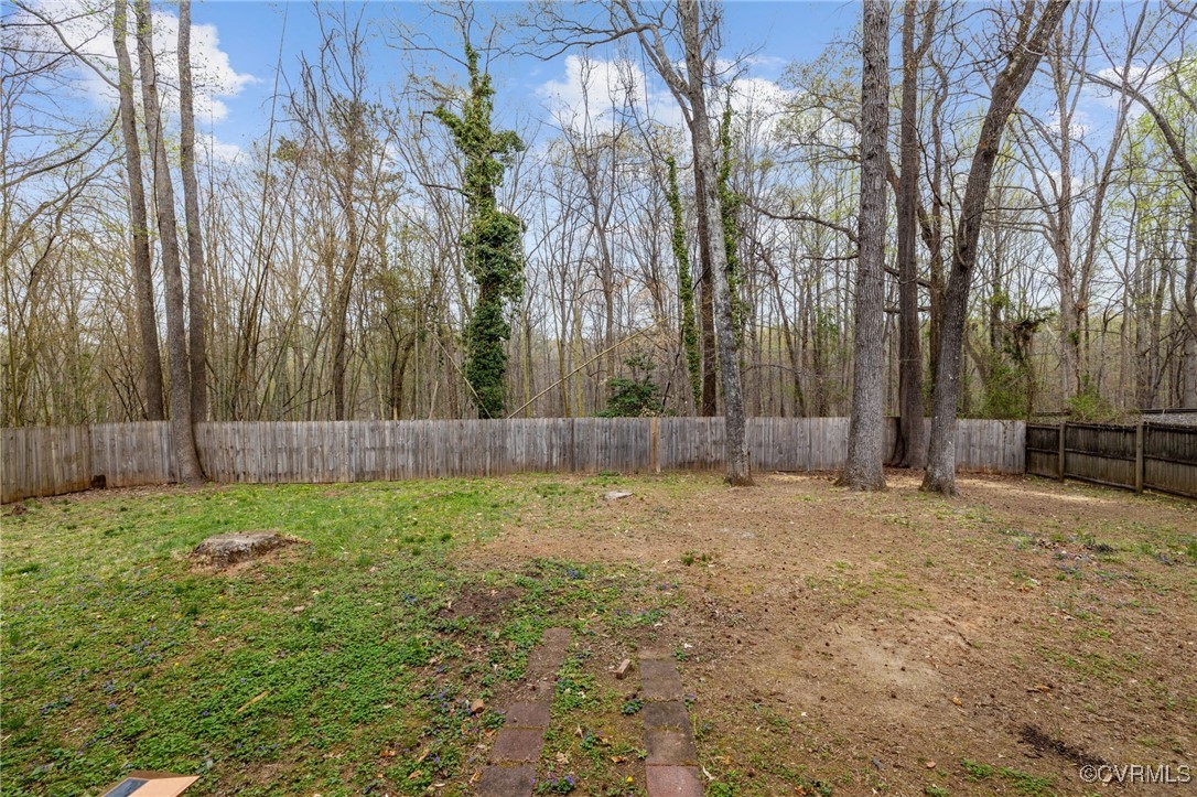 12324 Deerhurst Dr