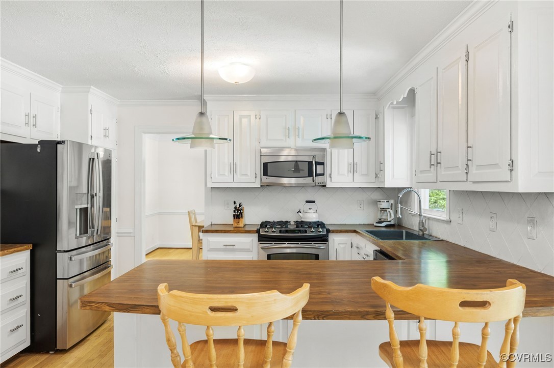 3001 Winterfield Rd