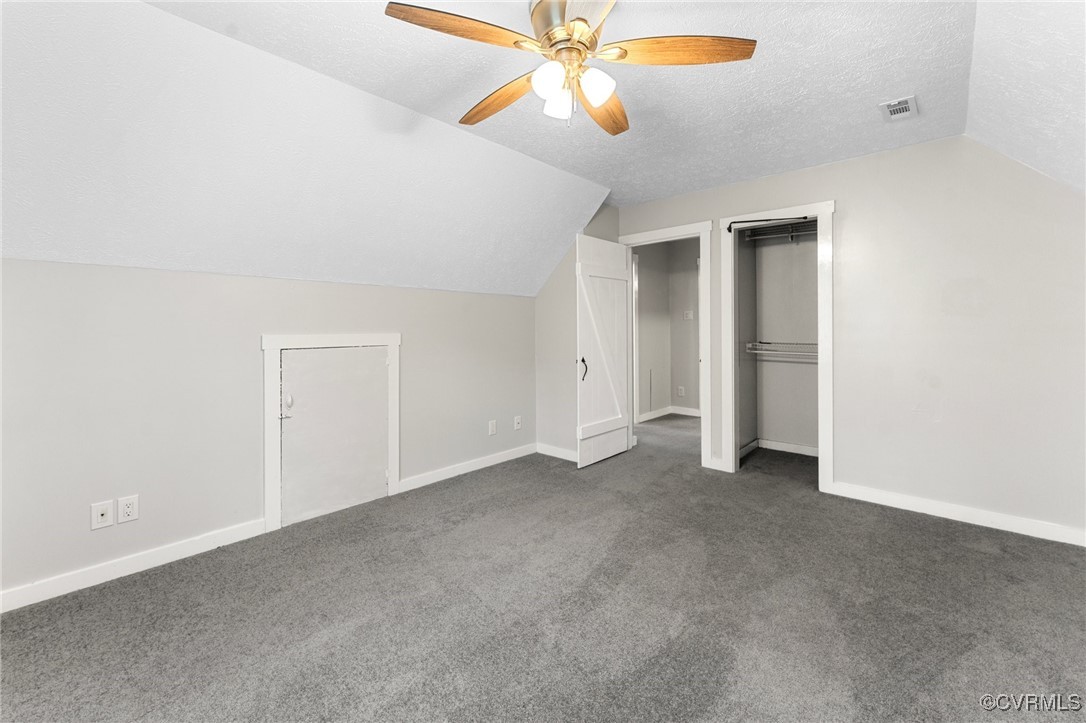 16310 Rhodes Ln