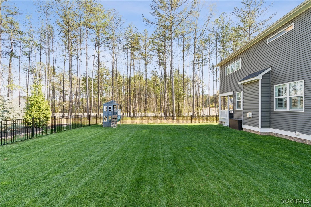 7207 Maple Summit Ln