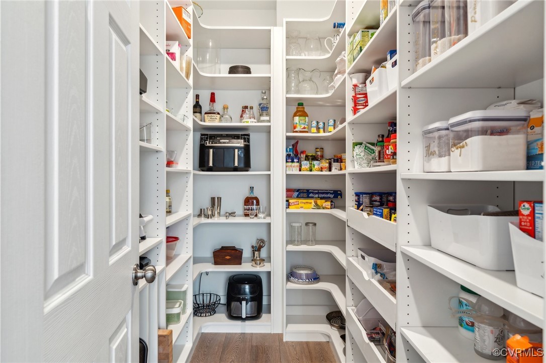 7207 Maple Summit Ln