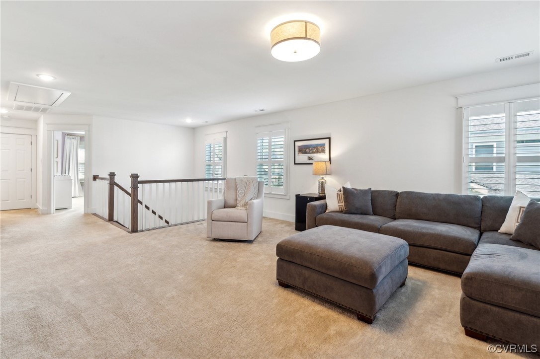 7207 Maple Summit Ln