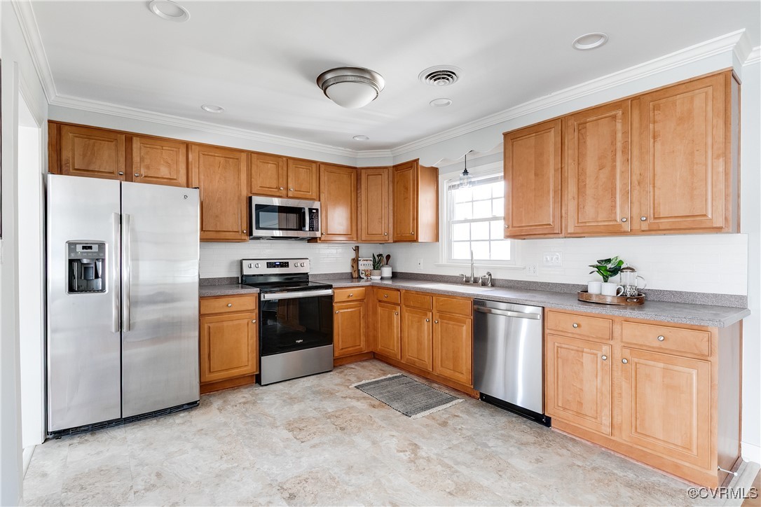 9166 Craney Island Rd
