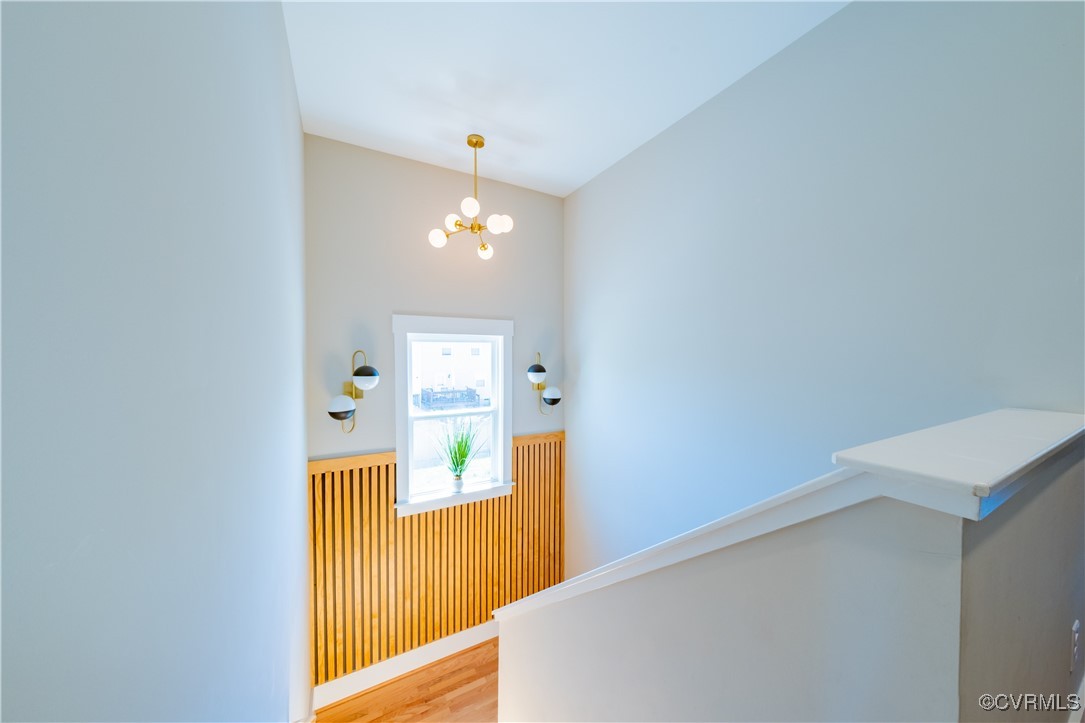 300 W 25th St