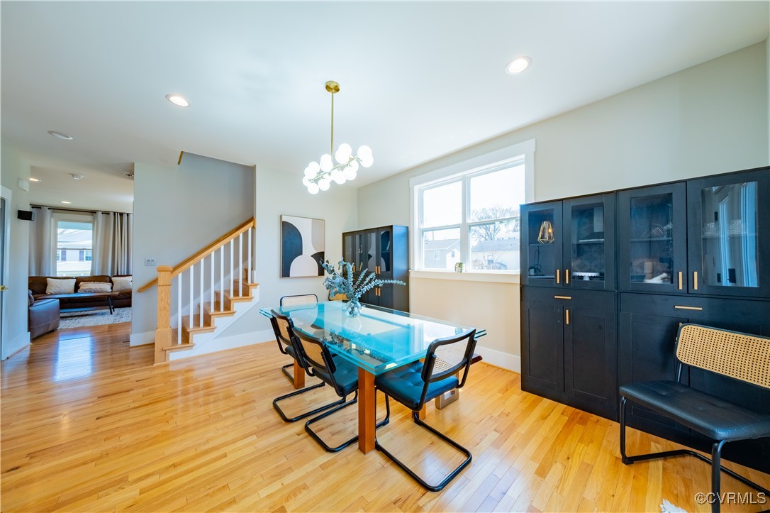 300 W 25th St