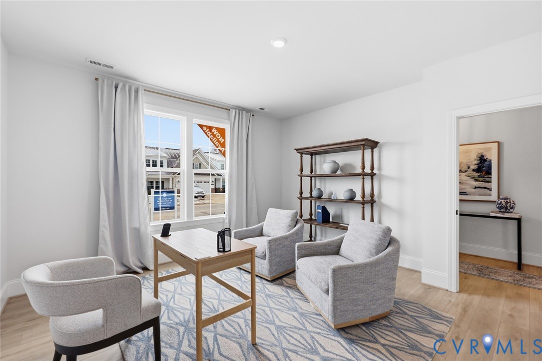 8473 Chimney Rock Dr