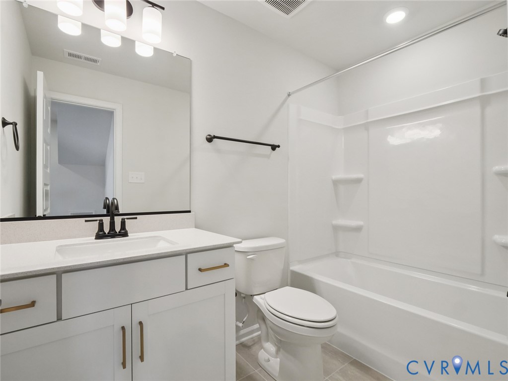 8505 Chimney Rock Dr