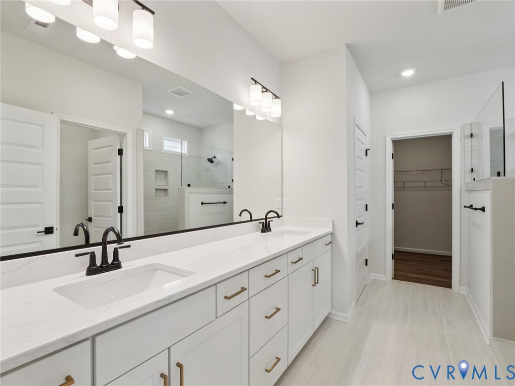 8505 Chimney Rock Dr