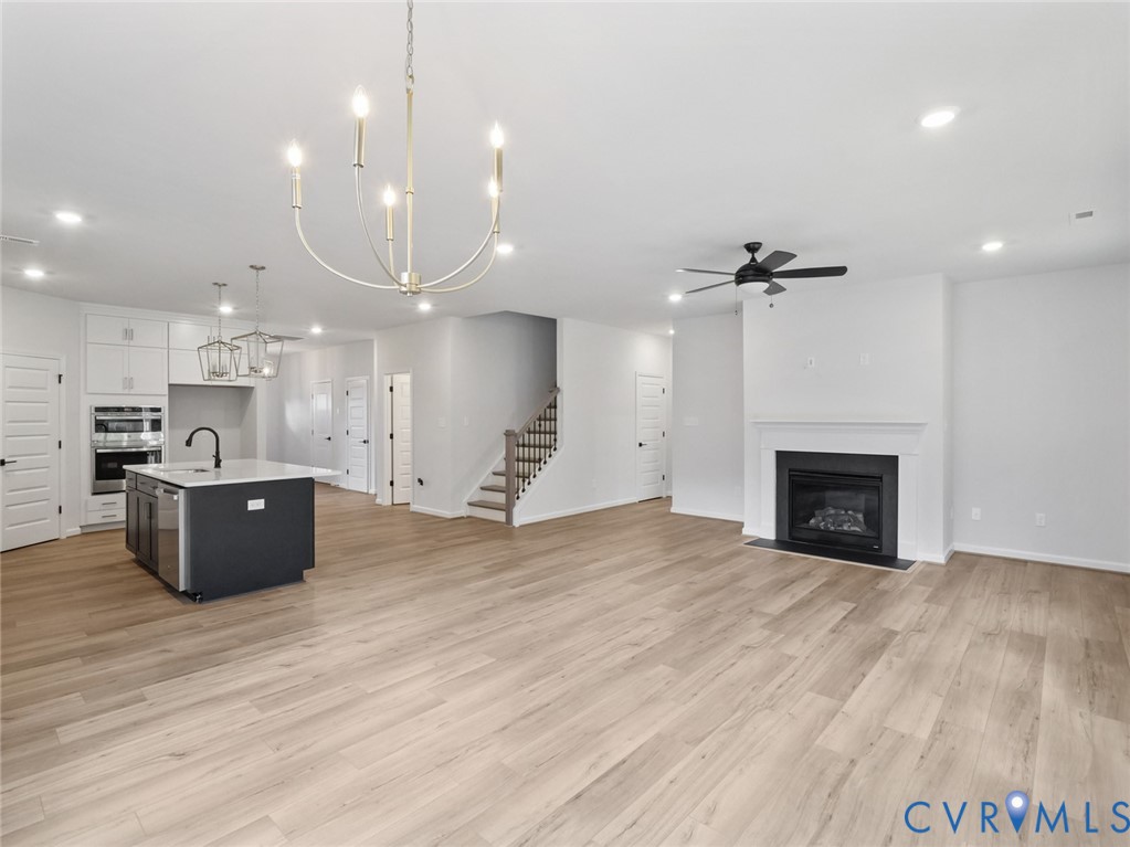 8505 Chimney Rock Dr