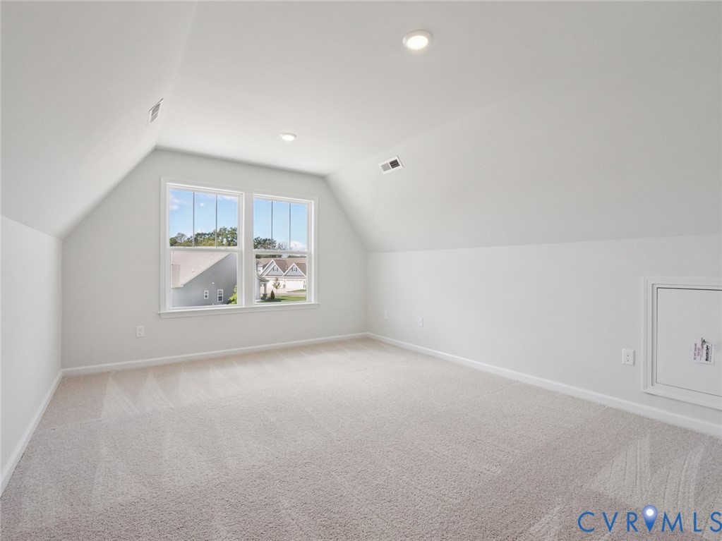 8505 Chimney Rock Dr