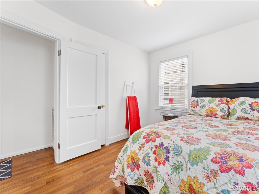 5317 Bloomingdale Ave