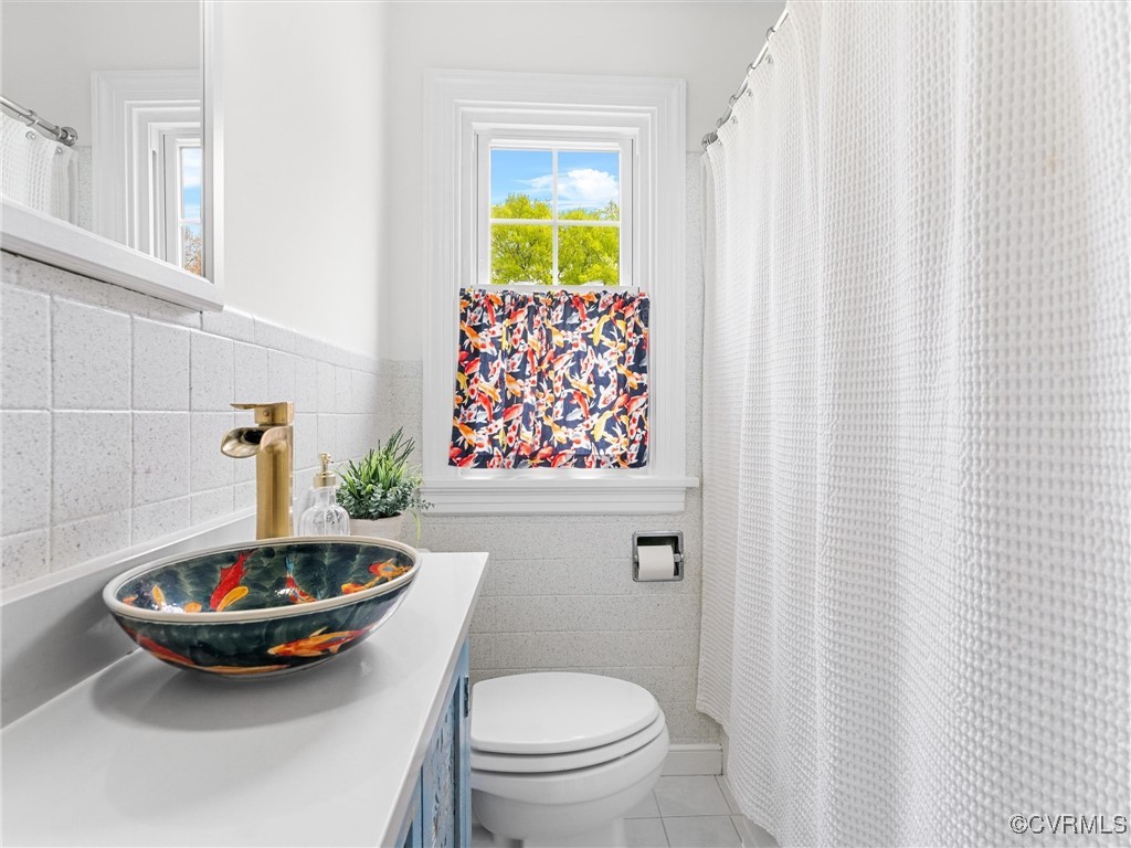 5317 Bloomingdale Ave