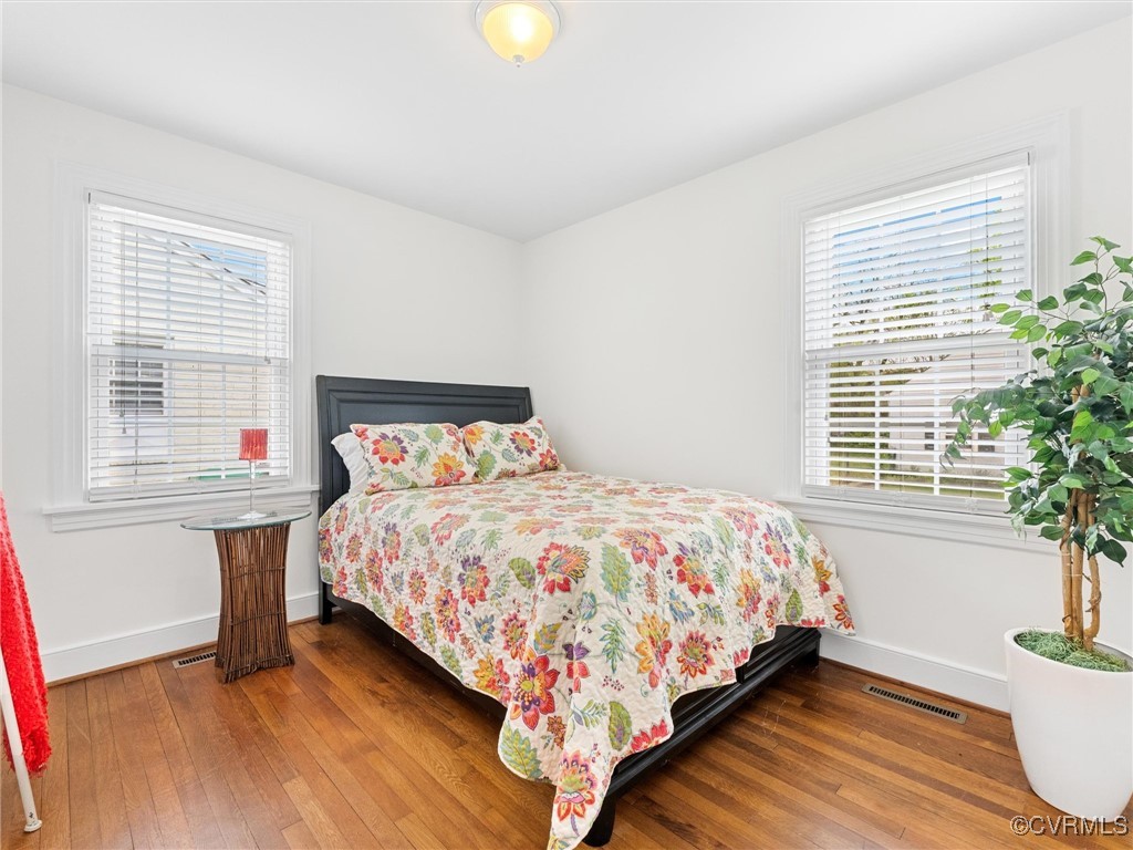 5317 Bloomingdale Ave