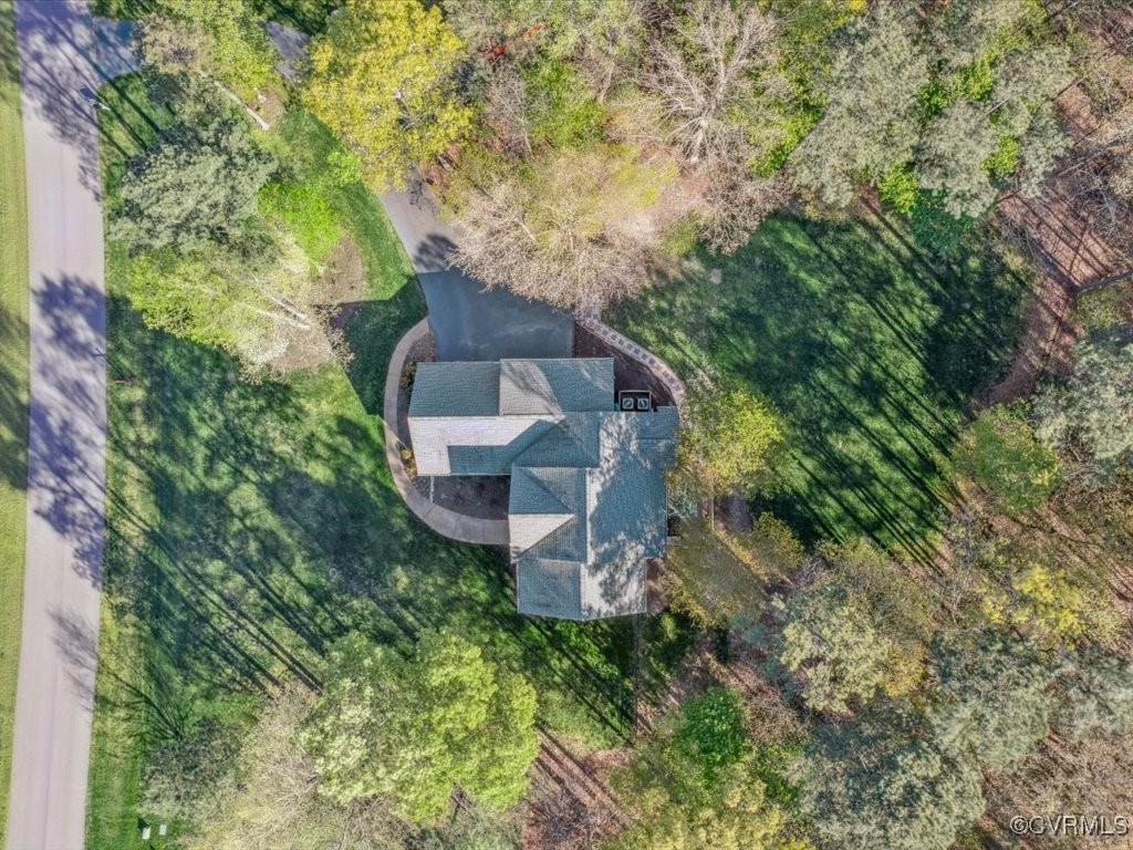 10607 Macandrew Ln