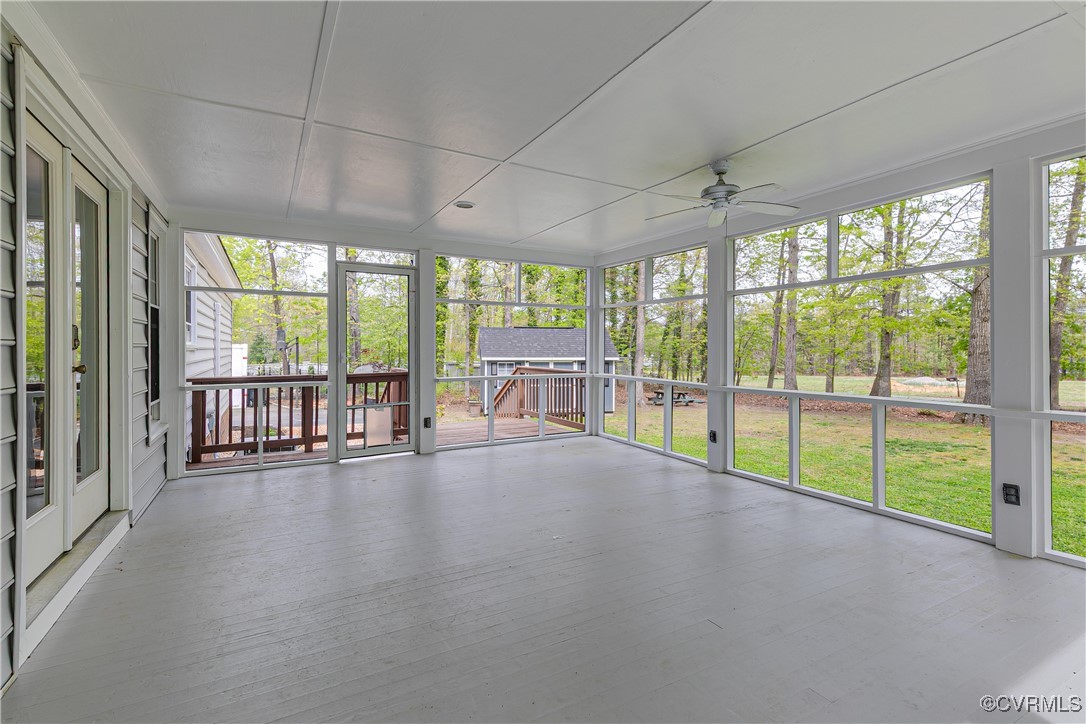 327 Huddersfield Dr