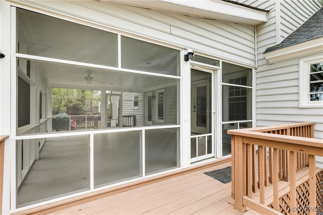 327 Huddersfield Dr