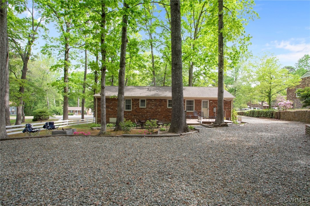 11217 Woodthrush Ct