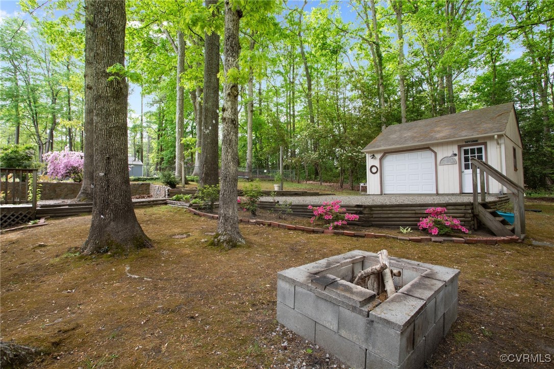 11217 Woodthrush Ct