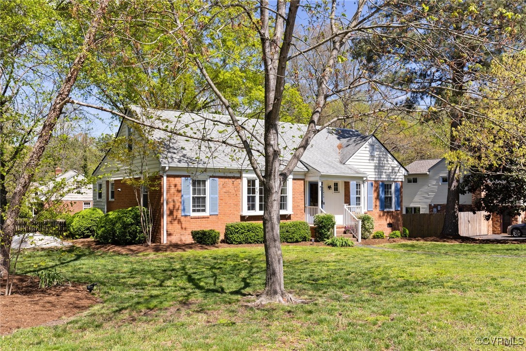 11410 Creekside Dr